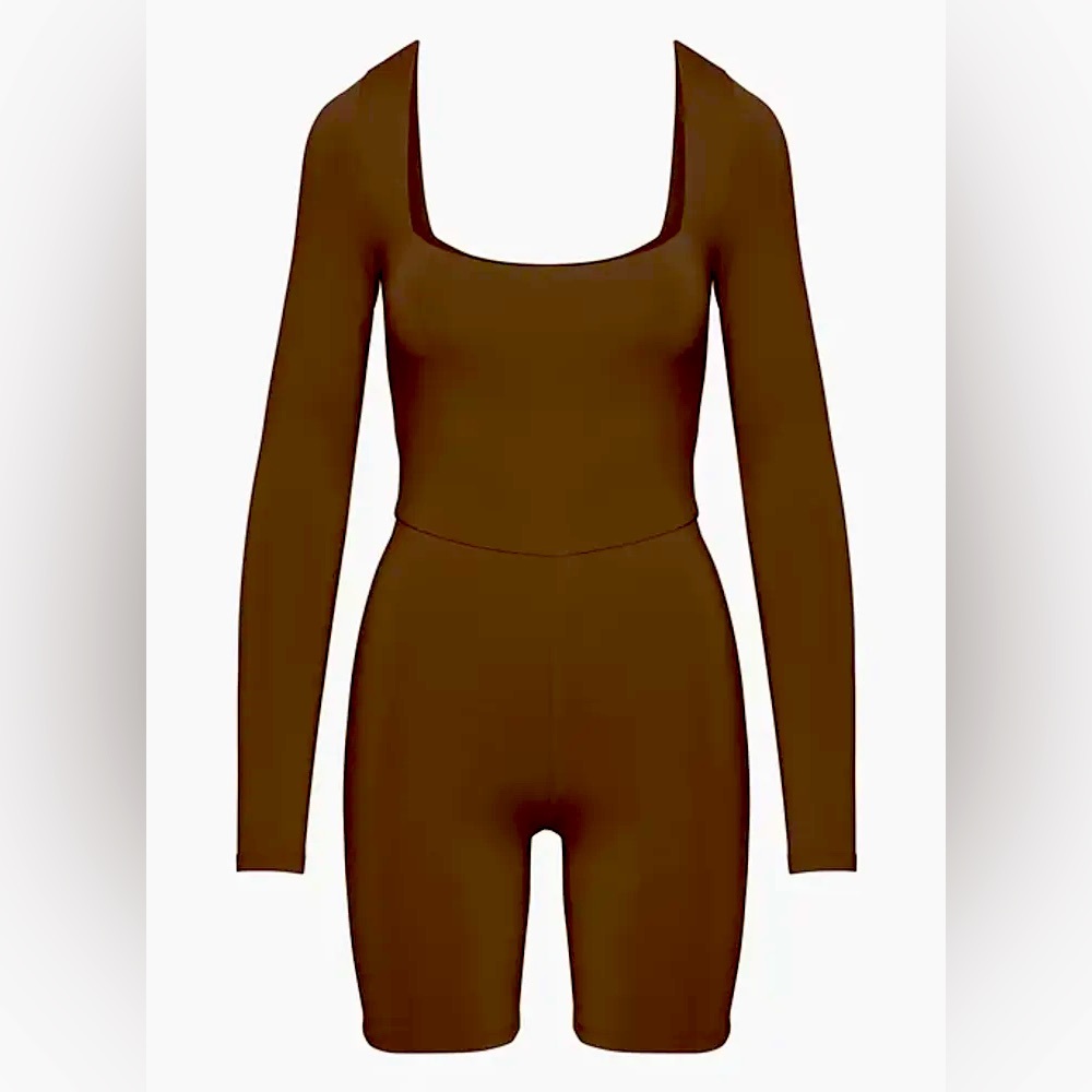 Babaton Contour Squareneck Longsleeve Romper